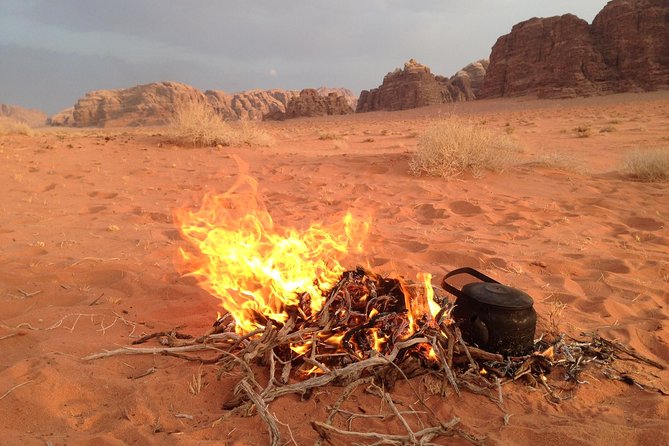 02 Days Petra , Wadi Rum and Dead Sea from Amman - Petra in six hours, from the Siq to the Treasury