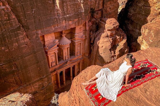 04 Days / 03 Nights Small Group Tour in Jordan. - Day 3: Red Sea time in Aqaba