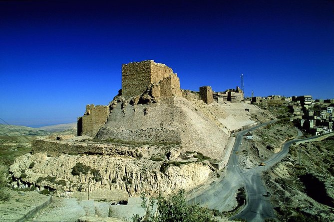 2-Day Petra, Madaba, Karak Castle and Little Petra Tour from Amman - Karak Castle and the long road to Wadi Musa