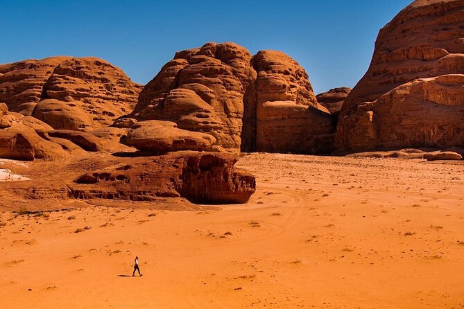 2-Day Tour to Petra, Wadi Rum, Wadi Mujib, Aqaba, and Dead Sea - Aqaba provides a short Red Sea stop
