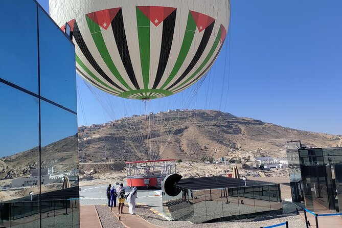2 Days Trip to Petra, Wadi Rum and Dead Sea - The Road North to the Dead Sea
