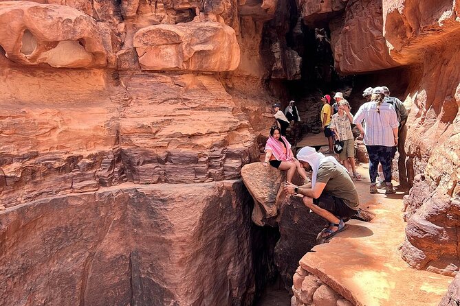 2 Hour Jeep Tour (Morning or Sunset) Wadi Rum Desert Highlights - Lawrence Spring and its unexpected green patch