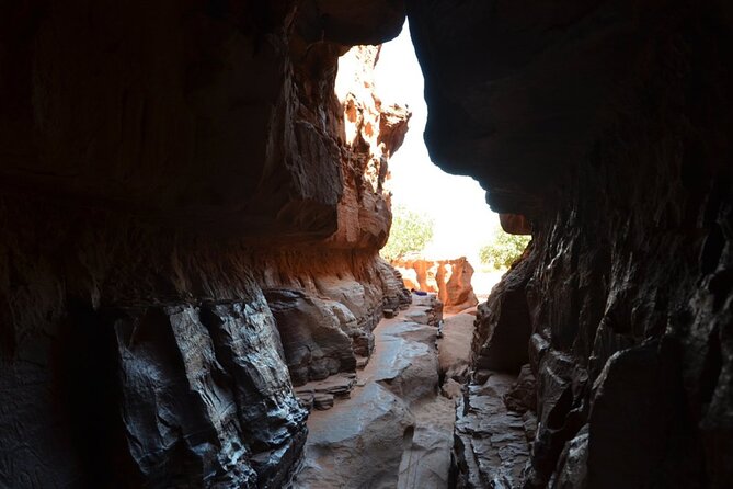 2 Hour Jeep Tour (Morning or Sunset) Wadi Rum Desert Highlights - The guide can shape the whole outing