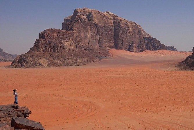 2 Hour Jeep Tour - Wadi Rum Desert & Canyon - Nabatean remains and the first look at Wadi Rum