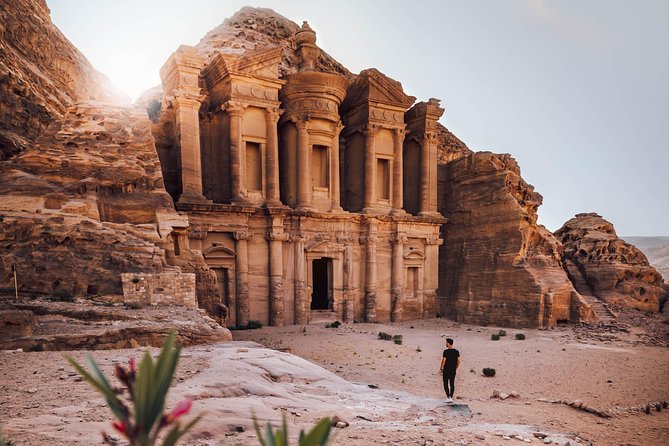3-Day Private Tour from Amman: Petra, Wadi Rum, Dana, Aqaba, and Dead Sea - What the private driver adds
