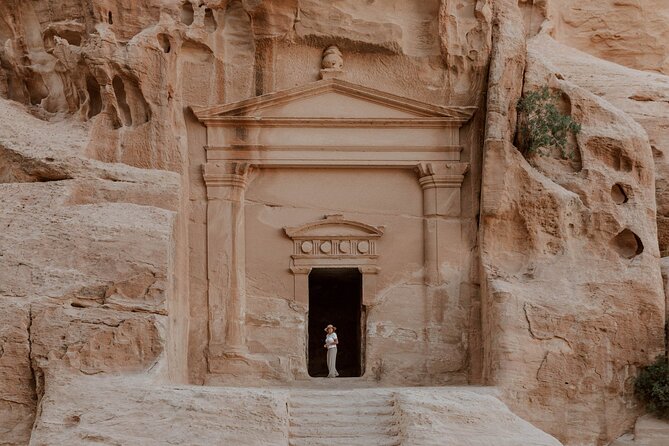 3-Hour 4x4 Safari in Little Petra - Riding north to Al Wu’ ayra Fort