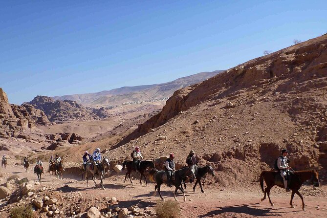 3 Hour Horse Riding Adventure around the Petra Area - Riding into the sunset