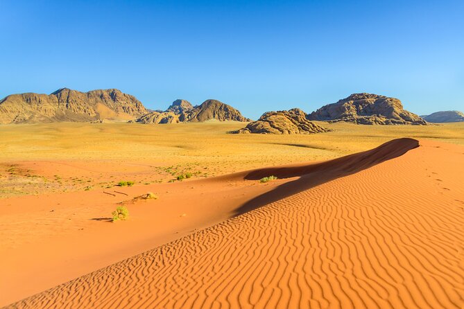 3-Night Private Jordan Joy Tour: Amman, Wadi Rum, Petra, Dead Sea - Petra through the Siq to the Treasury