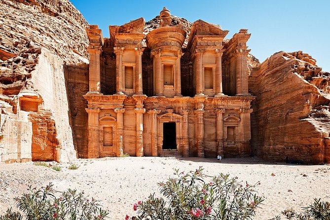 4 Days Jordan Getaway Tour - Petra Through the Siq to the Treasury