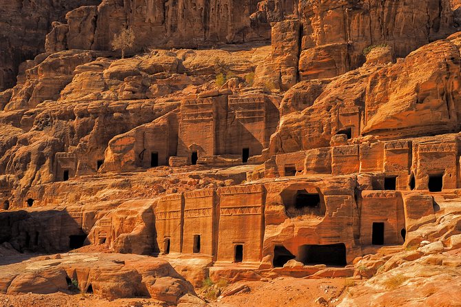 4-Night Jordan Wonders Amman Hotel:Petra,Wadi Rum,Aqaba& Dead Sea - Day 3 night and Day 4: Aqaba on the Red Sea
