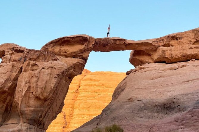 4x4 Full-Day Desert Tour - Small Arch and Lawrence House