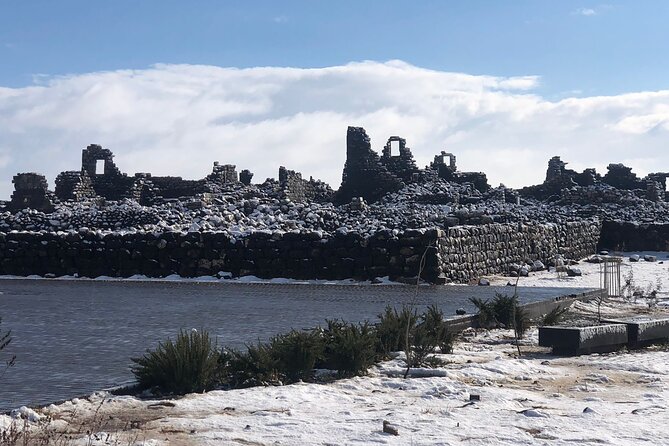 5-Desert Castles of Jordan Full-Day Private Tour from Amman - Azraq Castle and the oasis that made it valuable