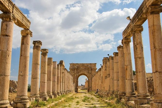 7 Day 6 Night Discover Jordan Tour - Arrival in Amman and the free visa arrangement