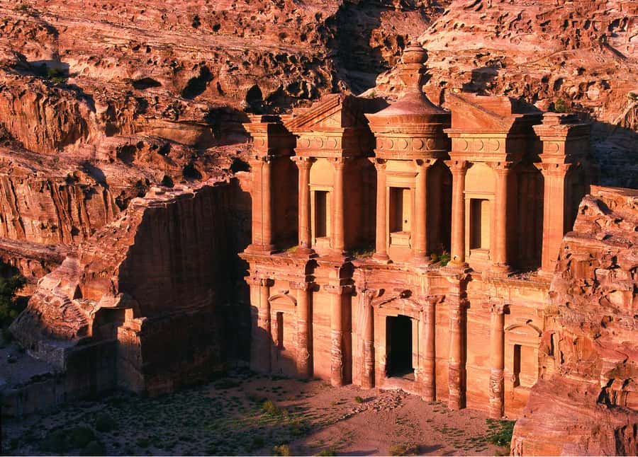 Amman: Amman, Jerash, Petra, Wadi Rum, Dead Sea 3-days Tour. - Day 1: Amman’s hilltop Citadel and Roman Theater