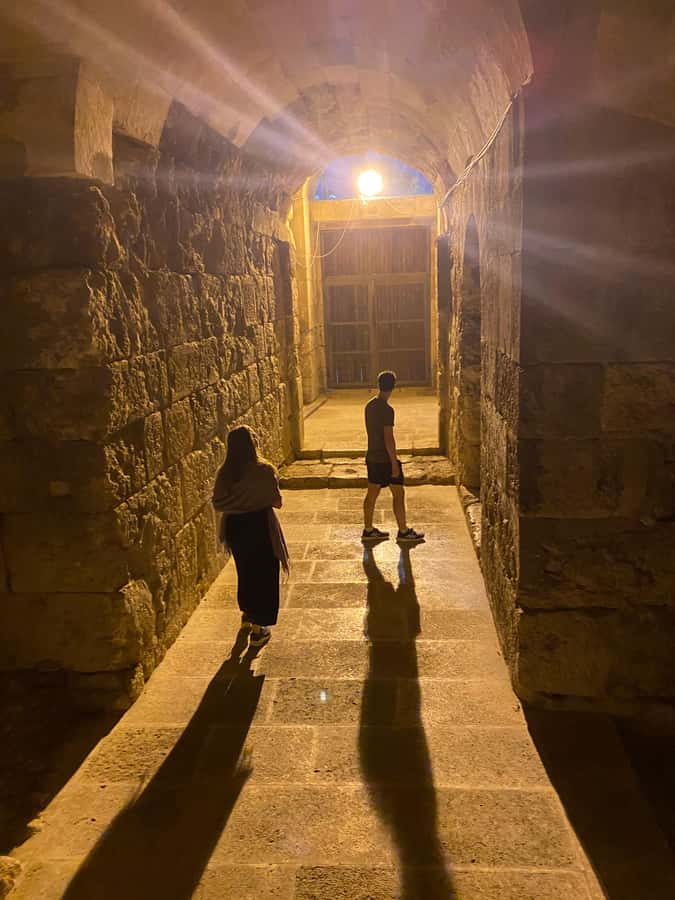 Amman Heritage Tour: Street Food, Local Culture & Art - Grand Husseini Mosque and the social center of Amman