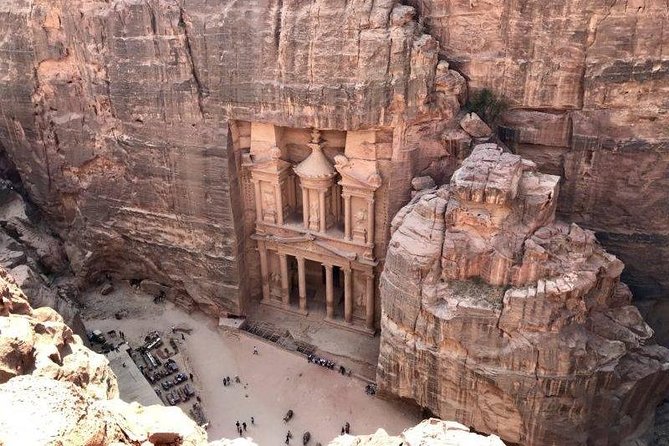 Amman Petra Full-Day Trip - The driver service and small comforts