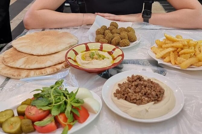 Amman Private City Tour With Local Lunch - Key points at a glance