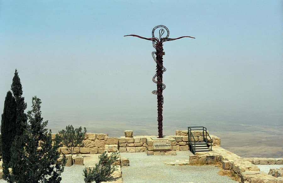 Amman: Private Half-Day Tour to Madaba & Mount Nebo - Exploring Madaba, the City of Mosaics