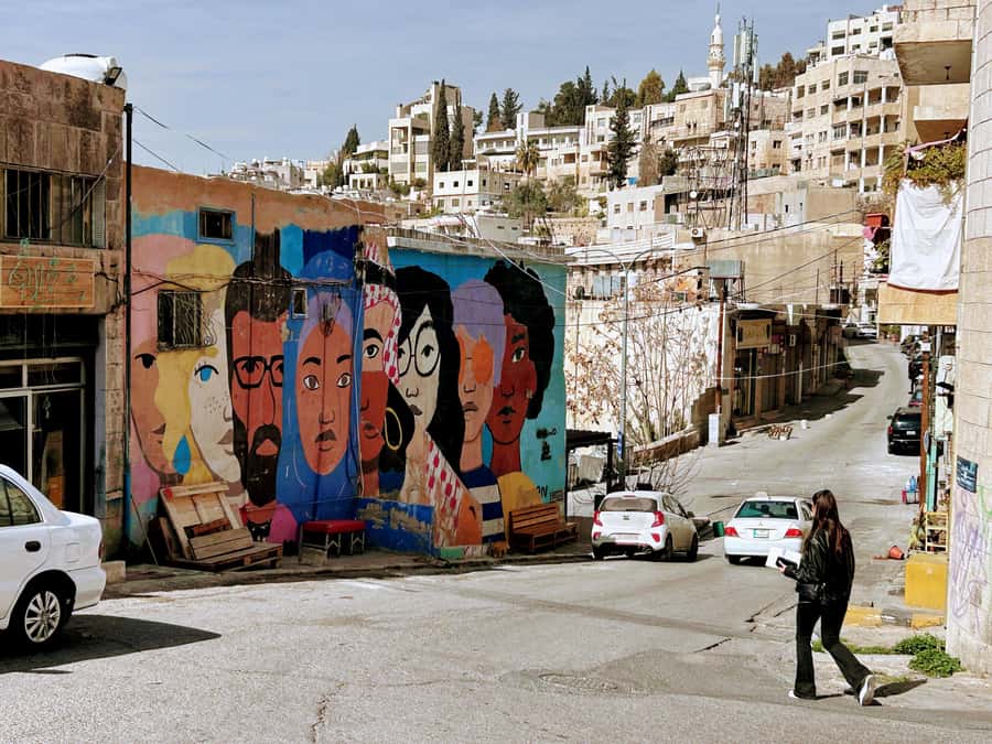 Amman Walking Tour: Hidden Gems, Culture & Street Food - Downtown markets, shops, and the taste of Amman