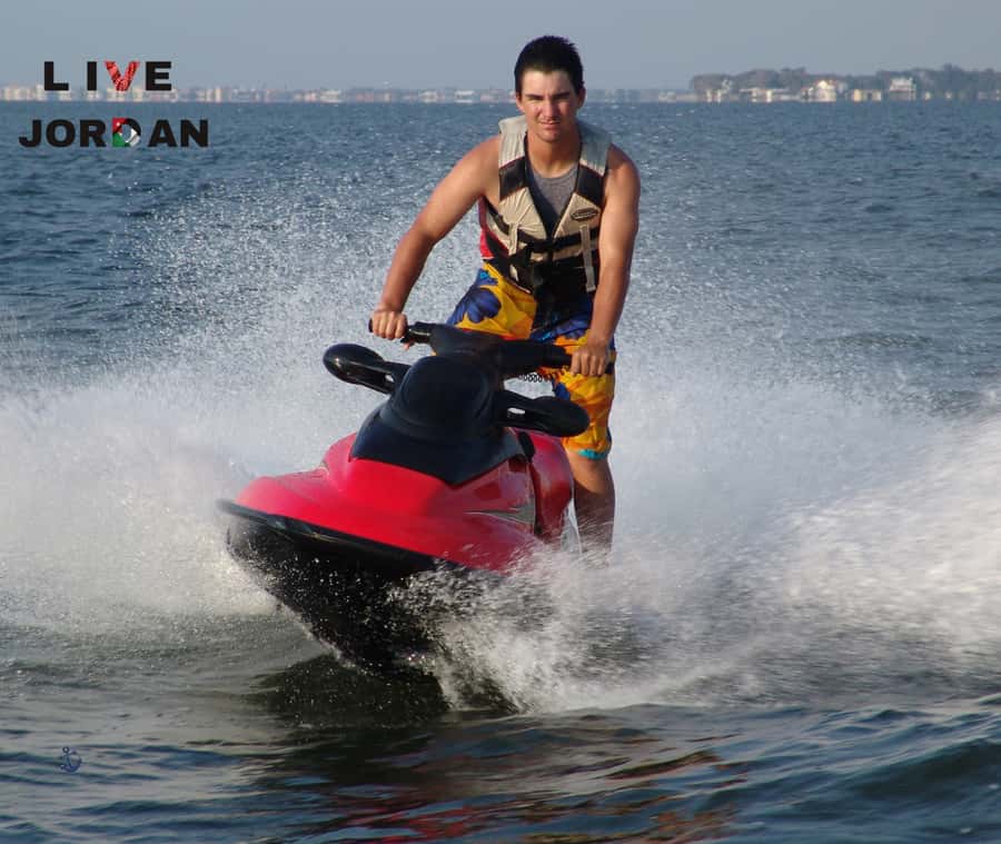 Aqaba : All Water Sports Adventure in the Red Sea - Parasailing Offers the Quietest View