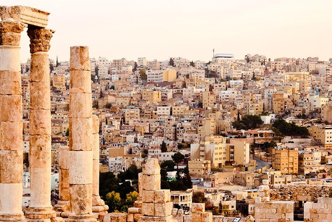 City Tour Of Amman Half Day With Local Lunch - Seeing Abdoun and Swefieh from the car