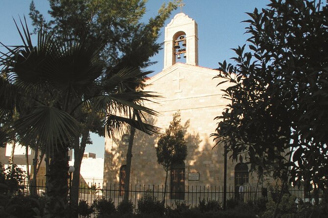 Classic 6 Days Jordan Tour without Hotels - Transport, guides, and the private format