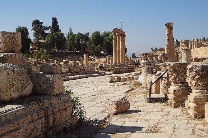 Classic 6 Days Jordan Tour without Hotels - Jerash and Amman, from Roman grandeur to market life