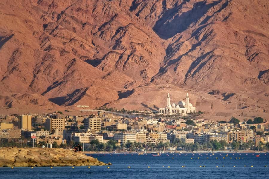 Discover Aqaba in Style: A 3-h City Tour by Car with meal - Value at $36 per person