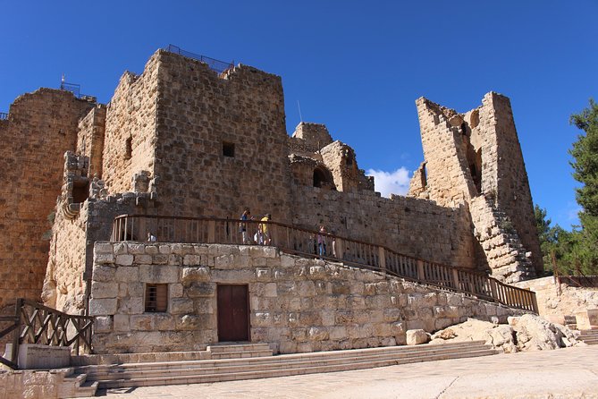 Explore Jordan Tour 6 day tour 5 nights - Jerash rewards careful looking