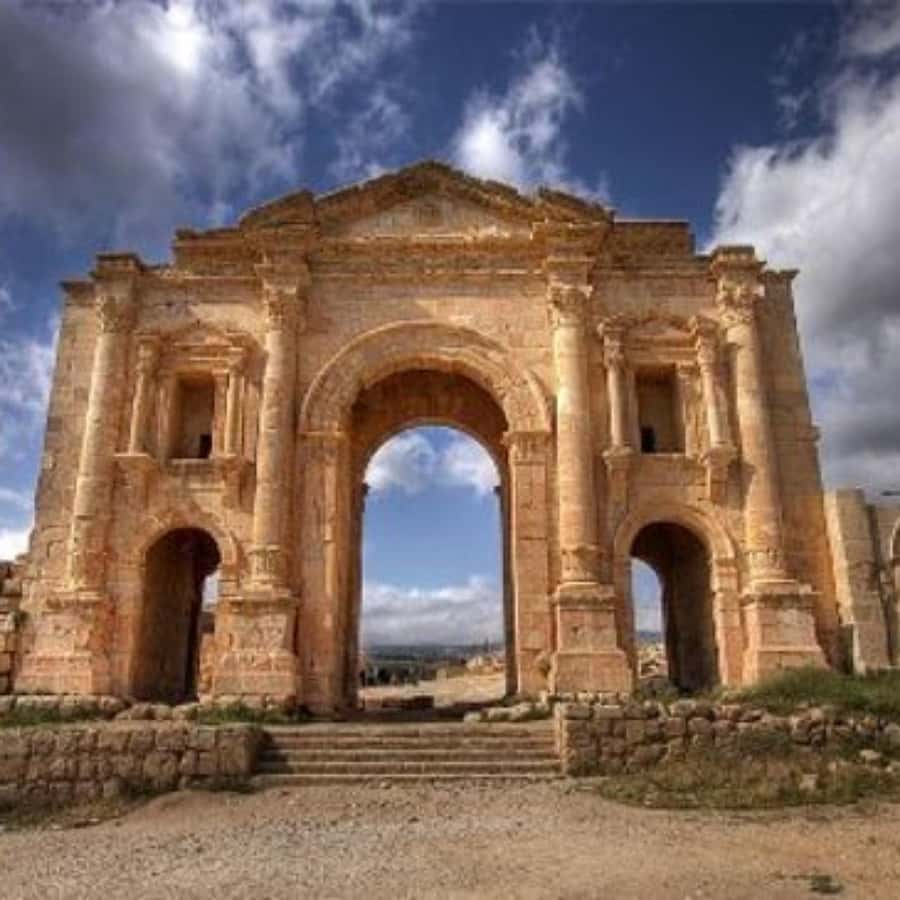 Explore Northern Jordan:Amman to Jerash, Ajloun,and Umm Qais - Four things to know before you book