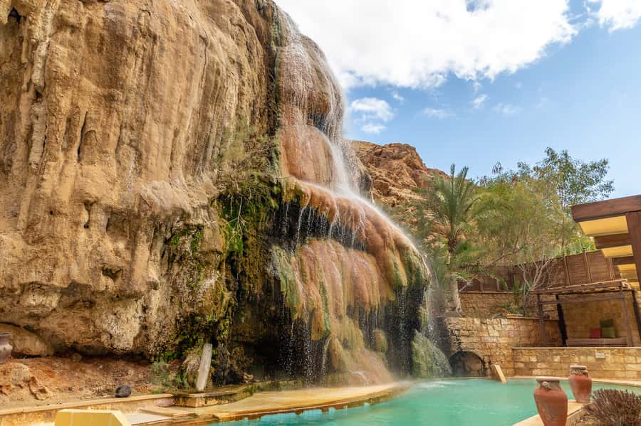 From Amman/Dead Sea: Half day tour to Ma’in Hot Springs - Arriving at the 37°C to 43°C springs
