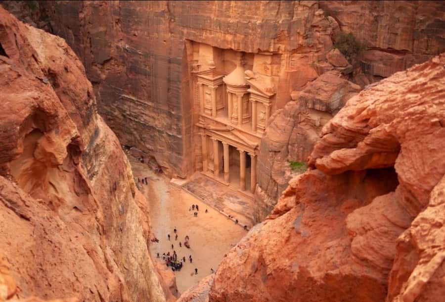 From Amman:Full Day Private Tour To Petra - The southbound drive from Amman