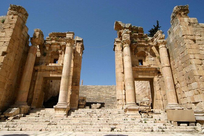 From Amman to North ( umm qais, Jerash and ajloun) - What the $350 group price really buys