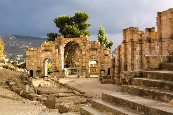 FROM AMMAN | UMM Qais, Jerash & Ajloun | Half Day Tour - Umm Qais: Roman ruins above the Jordan Valley