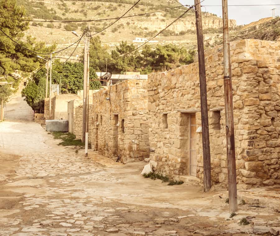 From Aqaba: Dana Nature Reserve Private Day Trip with Lunch - What the 10 to 12 hour schedule feels like