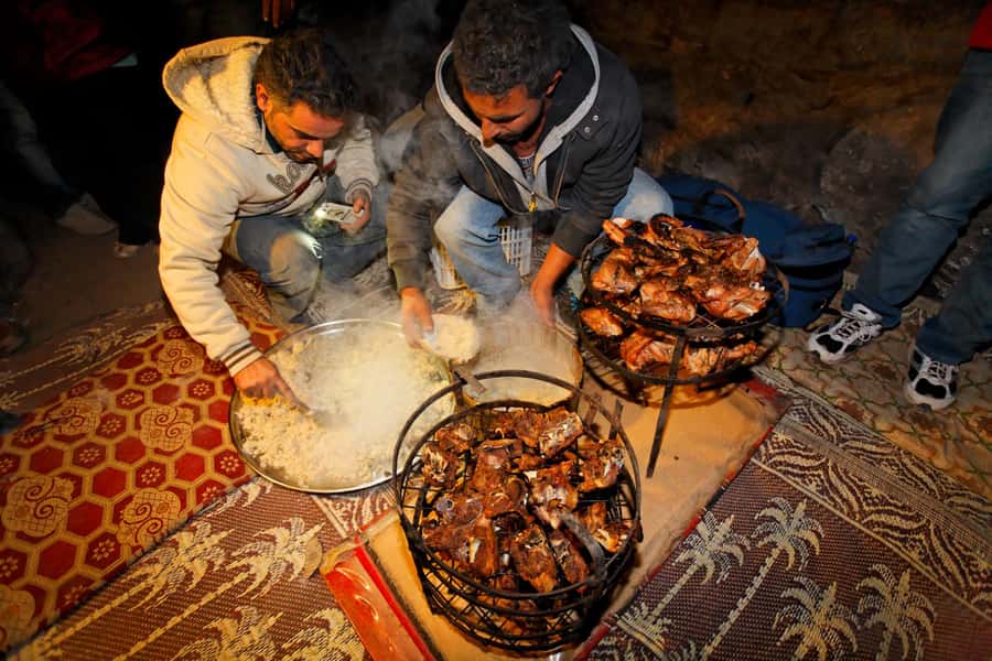 From Aqaba: Wadi Rum Full-Day Private Jeep Tour with Dinner - Key points to know before booking