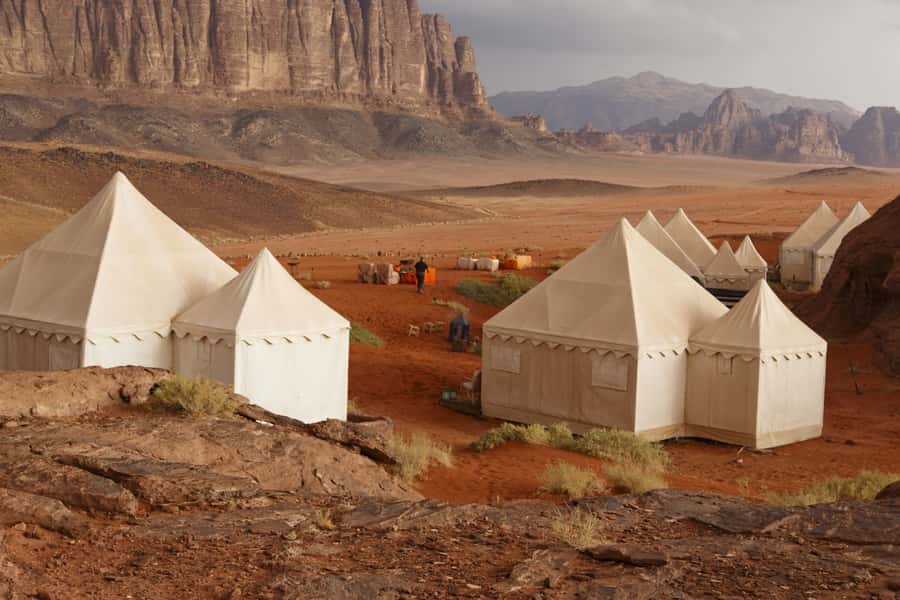 From Eilat: 2-Day Petra & Wadi Rum Tour with Camp Stay - From Eilat to Jordan by way of the Arava border