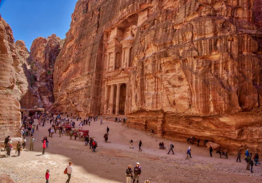 From Eilat: 2-Day Petra & Wadi Rum Tour with Camp Stay - Choosing between the two Bedouin tent options