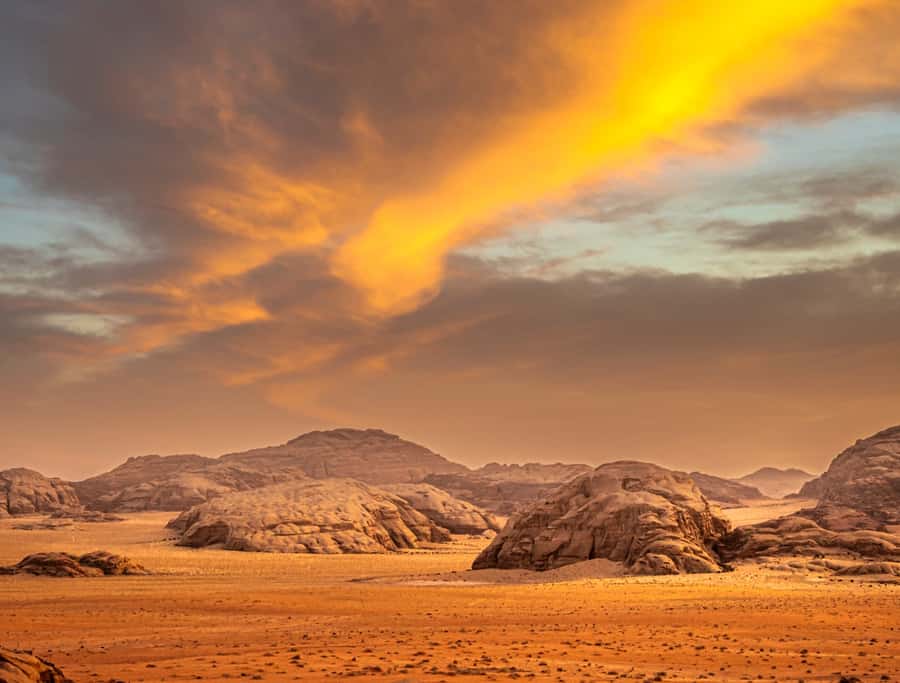 From Eilat: 2-Day Tour of Petra, Wadi Rum & Aqaba - A night in a Bedouin glamping camp