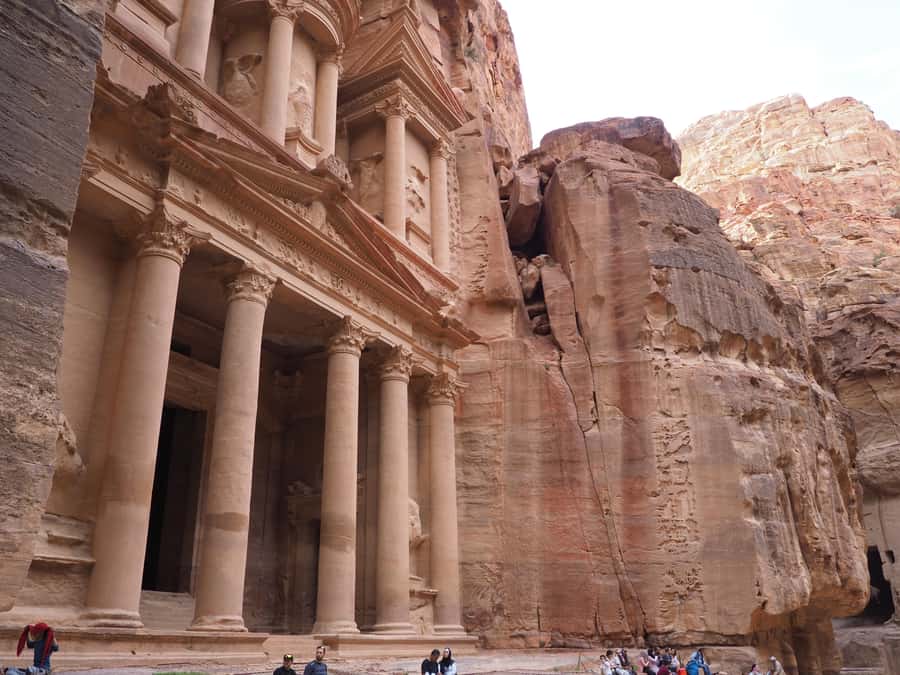 From Eilat: Petra Full-Day Guided Tour with Transfers - Meeting at the Arava border
