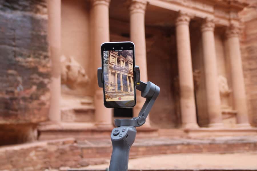 From Jerusalem: Full-Day Tour to Petra with Lunch - Crossing into Jordan takes patience