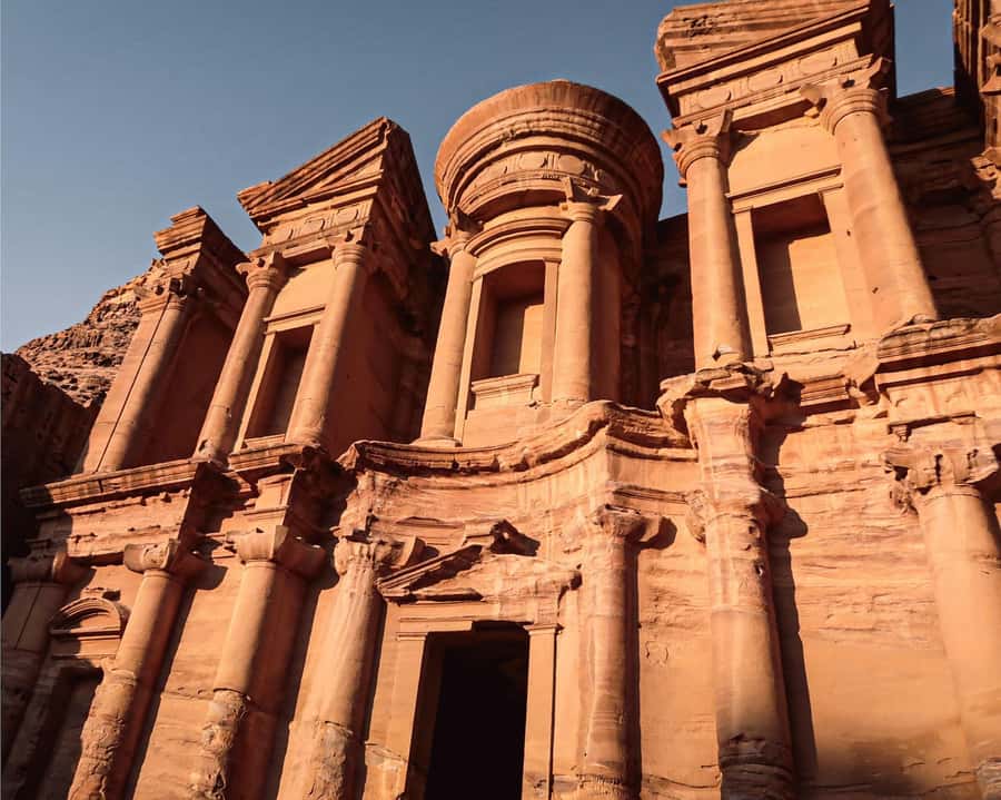 From Tel Aviv: 2-Day Petra Tour with Flights & Accommodation - The Petra Museum and the final hours
