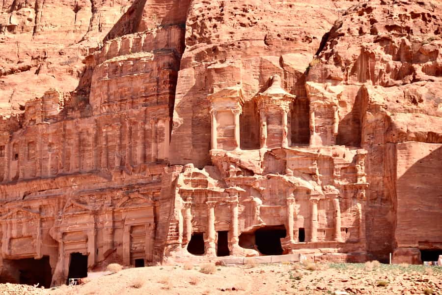 From Tel Aviv: Guided Day Trip to Petra with Lunch - Royal Tombs, Theater, and the remains of a city