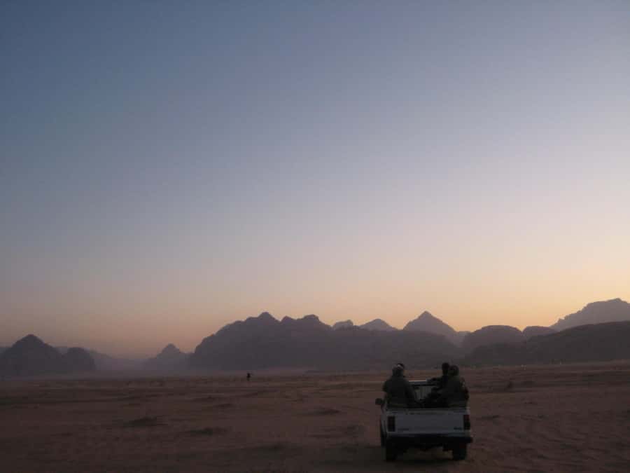 From Wadi Rum: 2-Hour Jeep Tour with Meals & Overnight Stay - Stargazing and sleeping in the desert