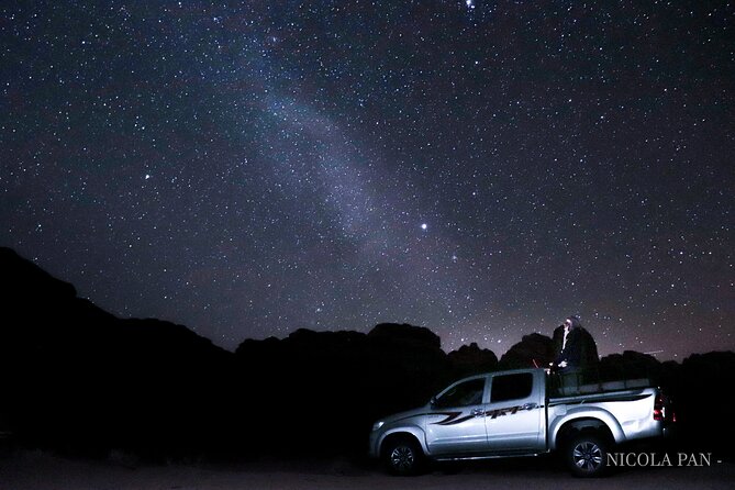 Full-Day 4x4 Wild Desert Expedition with night in private tent - Wadi Nuqra and Wadi Sabet by open-air 4x4