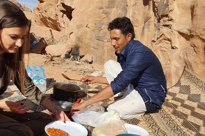 Full Day Desert Tour, Jeep & Hiking - The 40-minute walk through Abu Khashaba Canyon