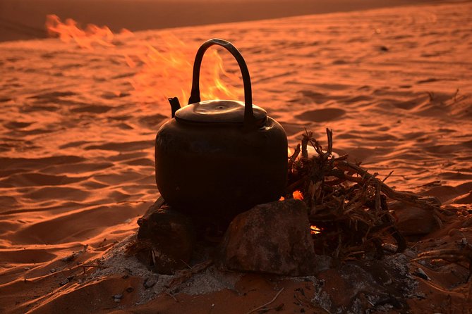 Full-Day Jeep Safari "Wadi Rum Highlights!" w/ Bedouin Lunch - Red Sand Dunes and Wide Desert Views