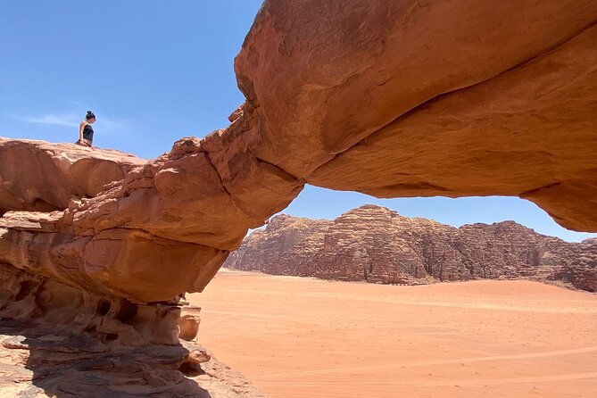 Full Day Jeep Tour and overnight stay (all meals included) - Mushroom Rock and the high bridge view
