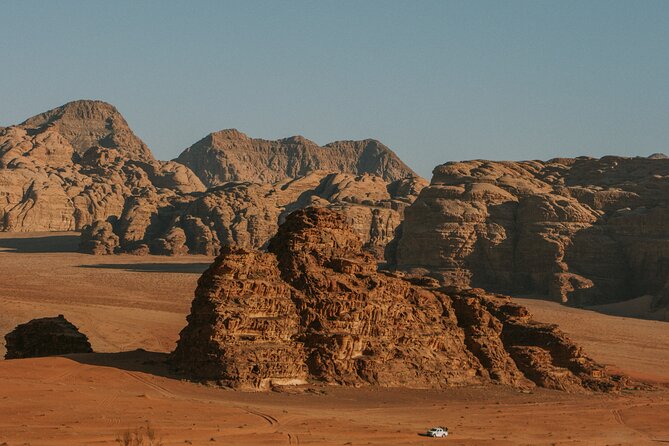 Full day Jeep Tour in Wadi Rum desert - Red Canyon and the second sandboarding session