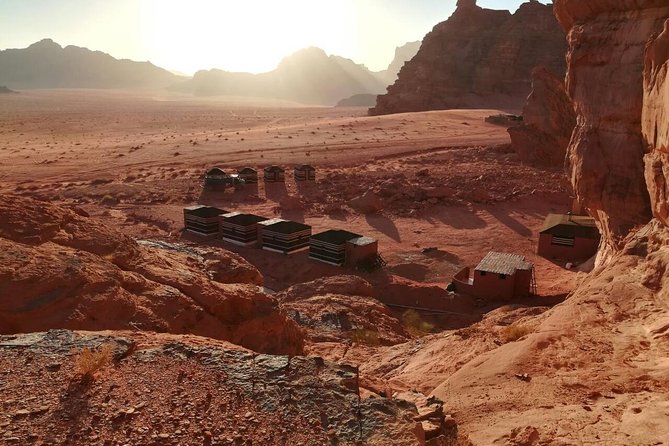 Full-Day Jeep Tour & Overnight - Um Frouth and the great Burdah arch